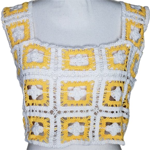 Julia By Lovel Womens Top Crochet Sleeveless Square Neck Yellow Size Medium - Picture 4 of 6